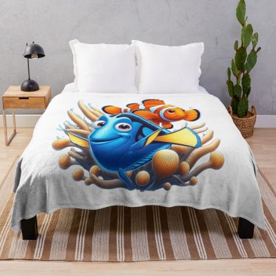 Dory And Nemo Pullover Throw Blanket